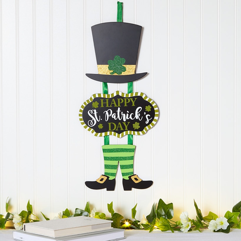 St_Patricks_Day_Wall_Sign_Wall_Sign_2138566_zm1_93bd6eae-3d97-42cb-b34c-96c2bedff46c